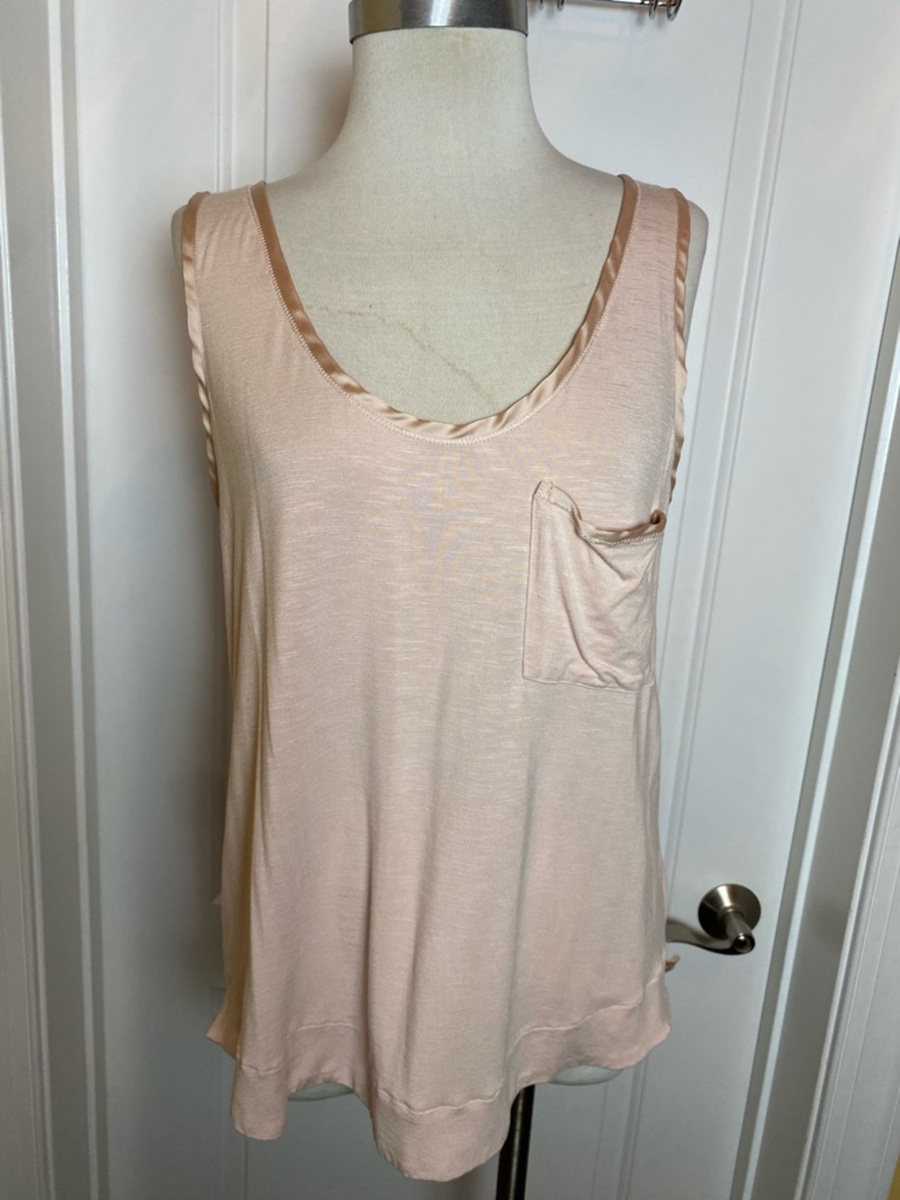 Pure good Anthropologie Large Tank Satin Trim Detail W Pocket Pink